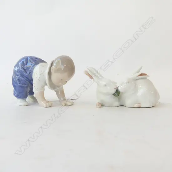 3 COPENHAGEN FIGURES; CHILD (L.100mm) & 2 BUNNIES, L.100mm
