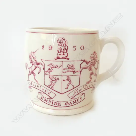 CROWN LYNN EMPIRE GAMES 1950 SOUVENIR MUG, H.100mm
