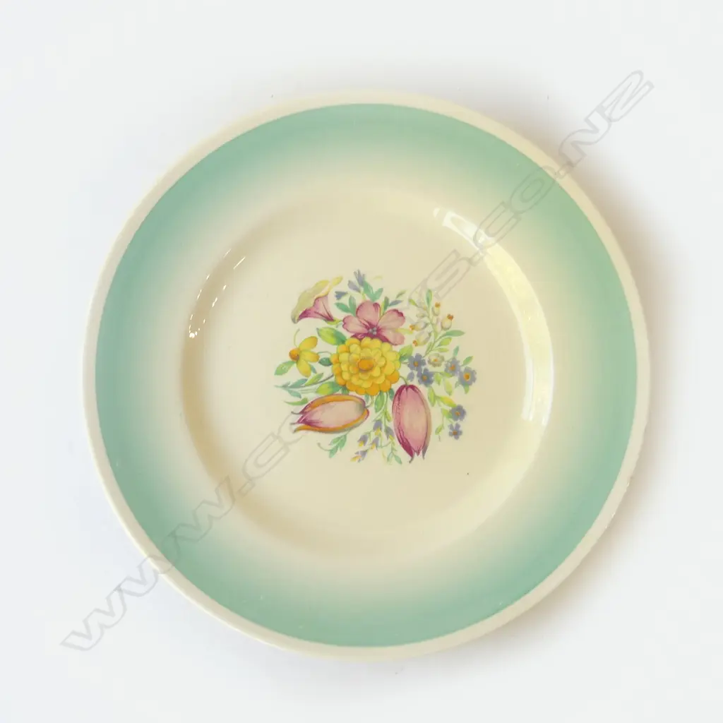 SIX SUSIE COOPER SWANSEA SPRAY LUNCHEON PLATES, D.230MM Image 1++