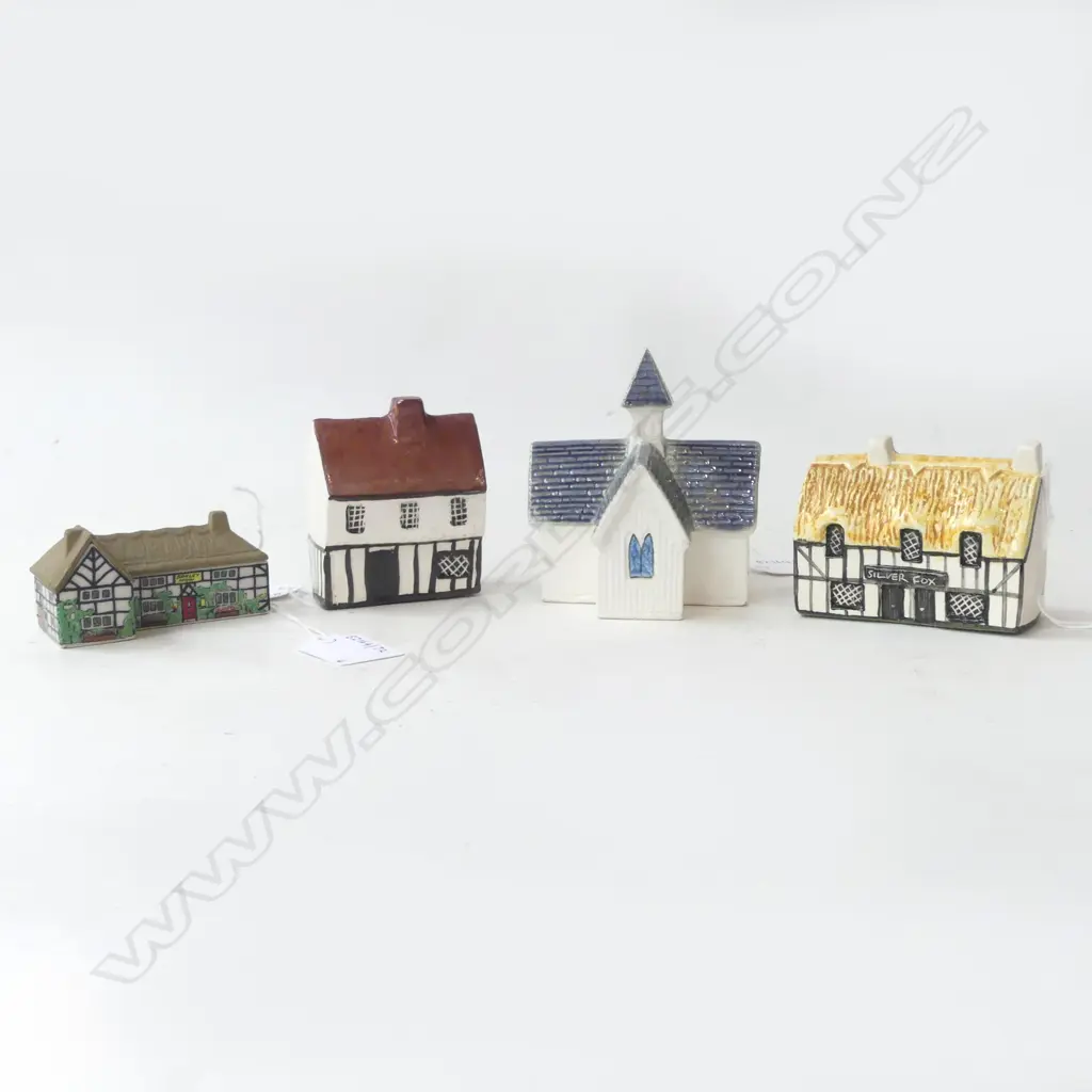 FOUR MODEL COTTAGES, 90mm TALLEST Image 1++