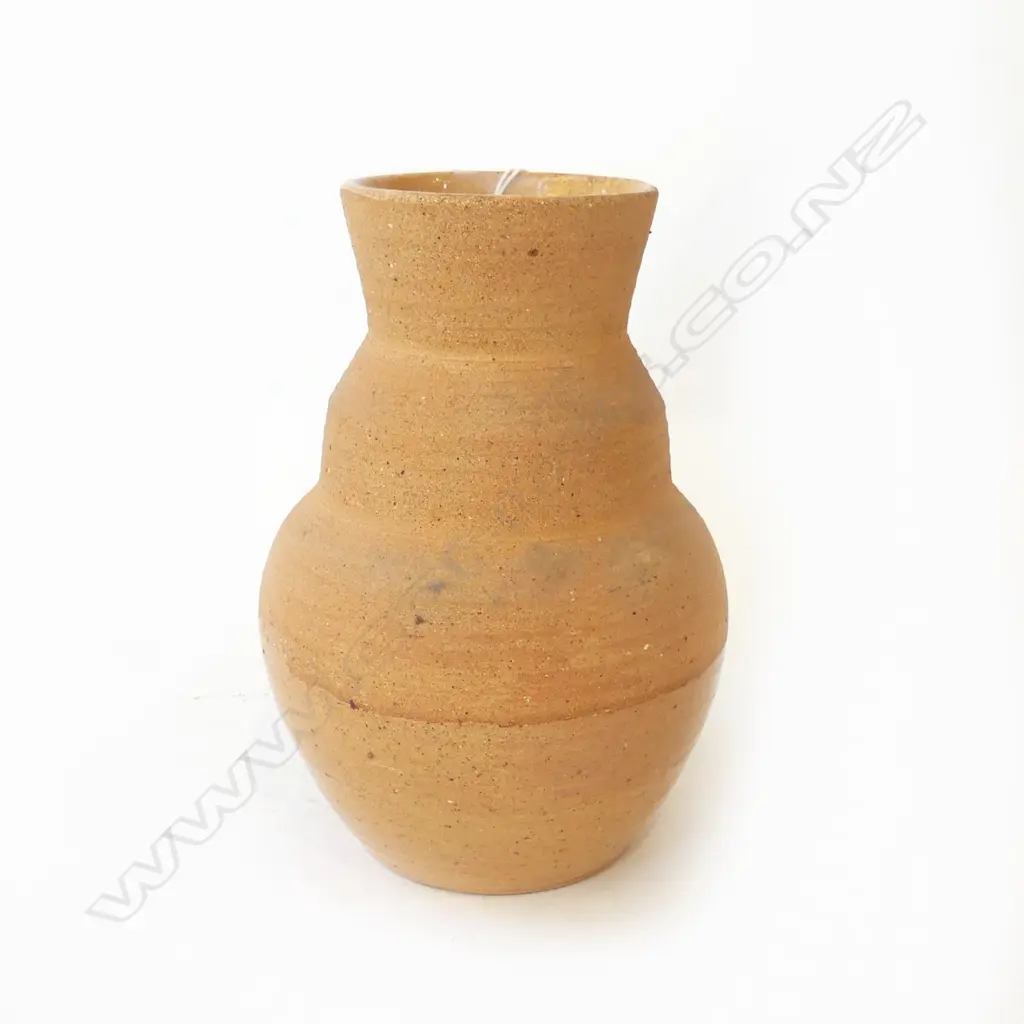 CROWN LYNN TIKI MARKED TERRACOTTA VASE, H.270mm Image 1++