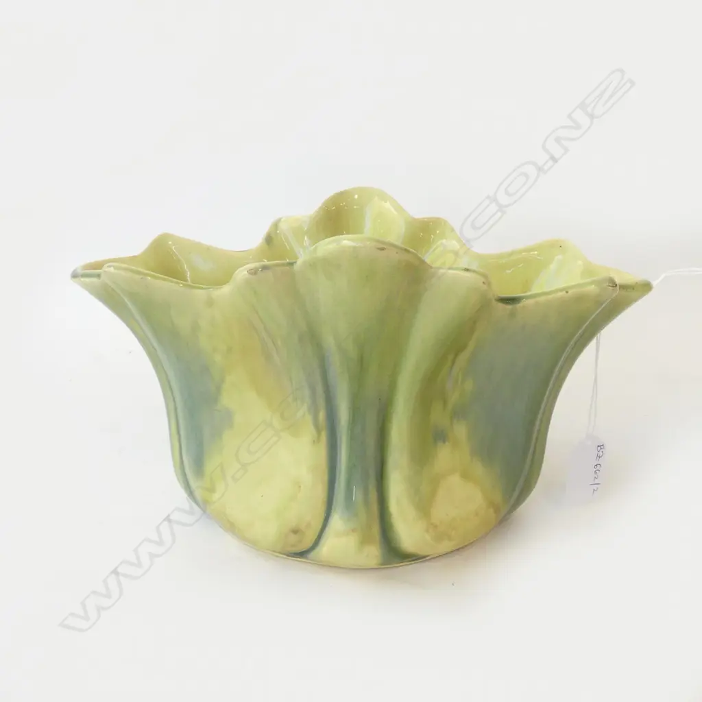 AMBRICO CROWN LYNN VASE W.260mm Image 1++