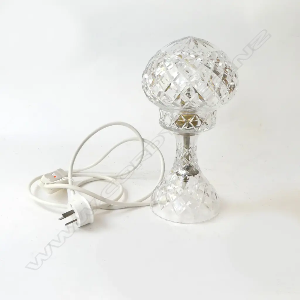 CUT CRYSTAL TABLE LAMP, H.280mm Image 1++