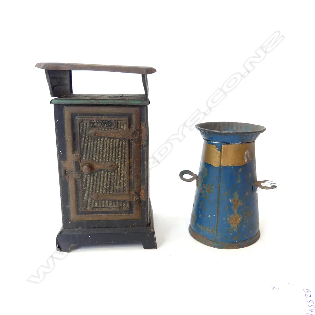 TWO ANTIQUE TINPLATE MONEY BOXES – ‘EUREKA’ & ‘THE ROYAL DAIRY CO’, H.135MM & H.90MM Image 1++
