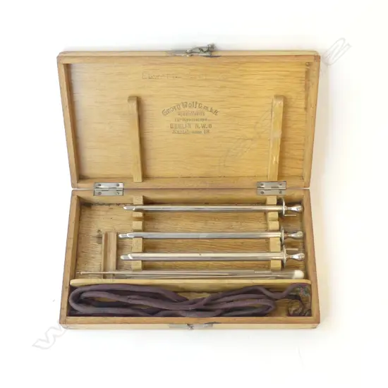 1930’S GERMAN ELECTRO MEDCIAL CYSTOSCOPE IN BOX GEORG WOLF BERLIN, L.225MM
