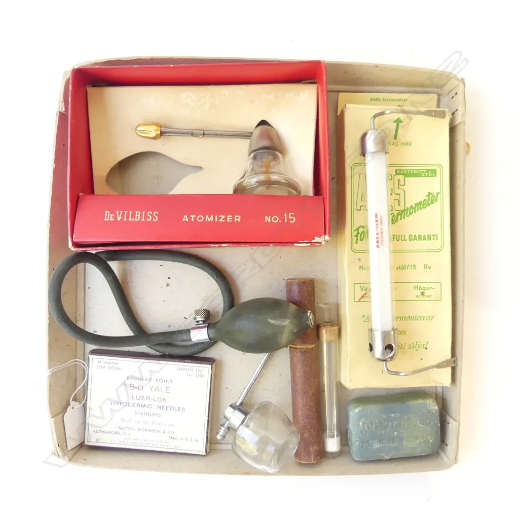BOX – ASSTD. OLD MEDICAL ITEMS THERMOMETER, ATOMISERS, HYPODERMIC NEEDLES ETC Image 1++