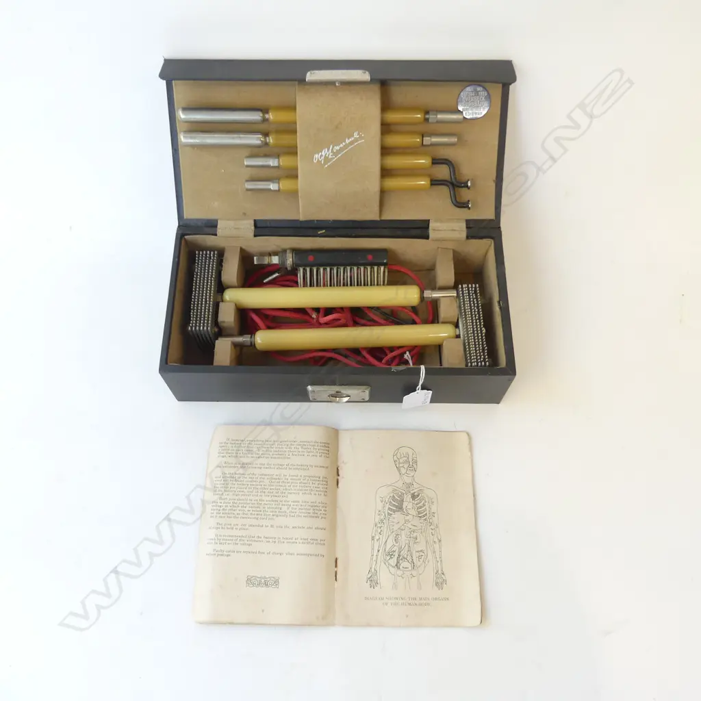 1920’S OVERBECK REJUVENATOR ELECTROTHERAPY MACHINE WITH INSTRUCTIONS, L. 280MM Image 1++
