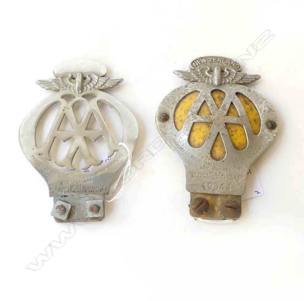 TWO VINTAGE AA CAR BADGES, H.140mm Image 1++
