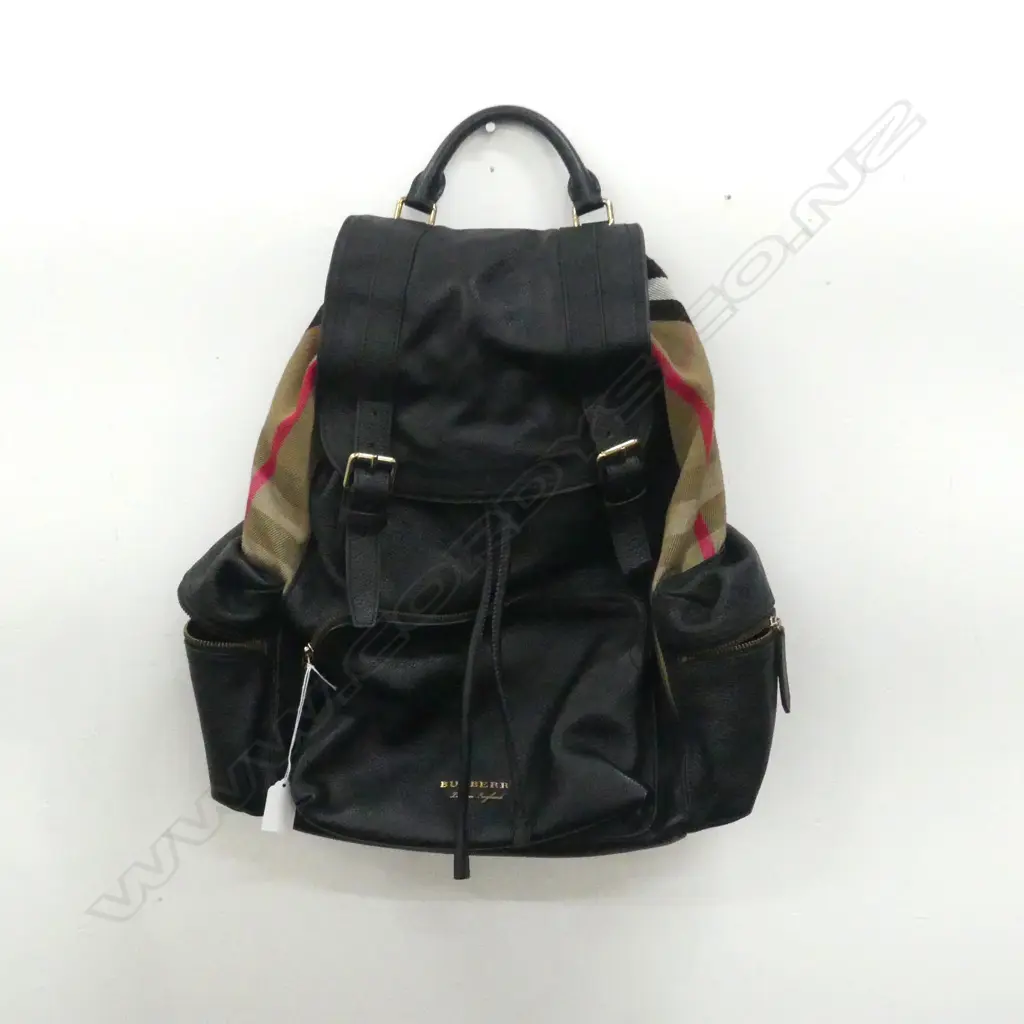 'BURBERRY' ? BACKPACK Image 1++