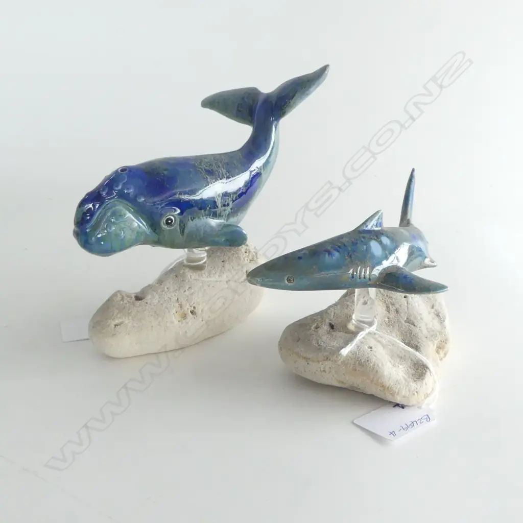 2 CERAMIC SCULPTURES RIGHT WHALE & MANO SHARK, MOUNTED ON VOLCANIC STONE BASE,  , HAWAIIAN. H.150mm & 90mm Image 1++