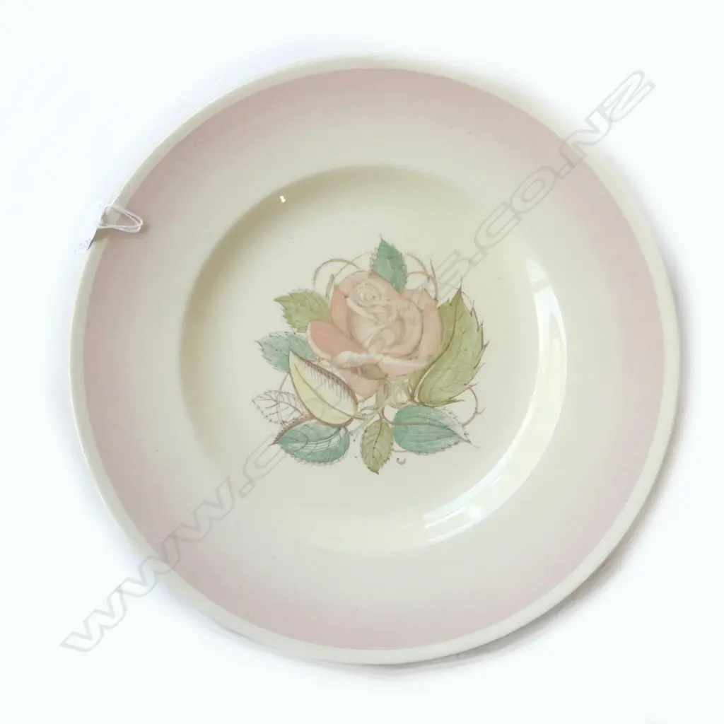 SIX SUSIE COOPER PINK PATRICIA ROSE DINNER PLATES, D.254MM Image 1++