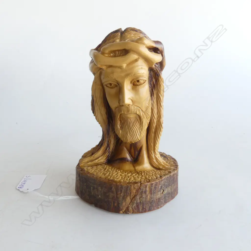 CARVED OLIVE WOOD JESUS HEAD H.155mm Image 1++