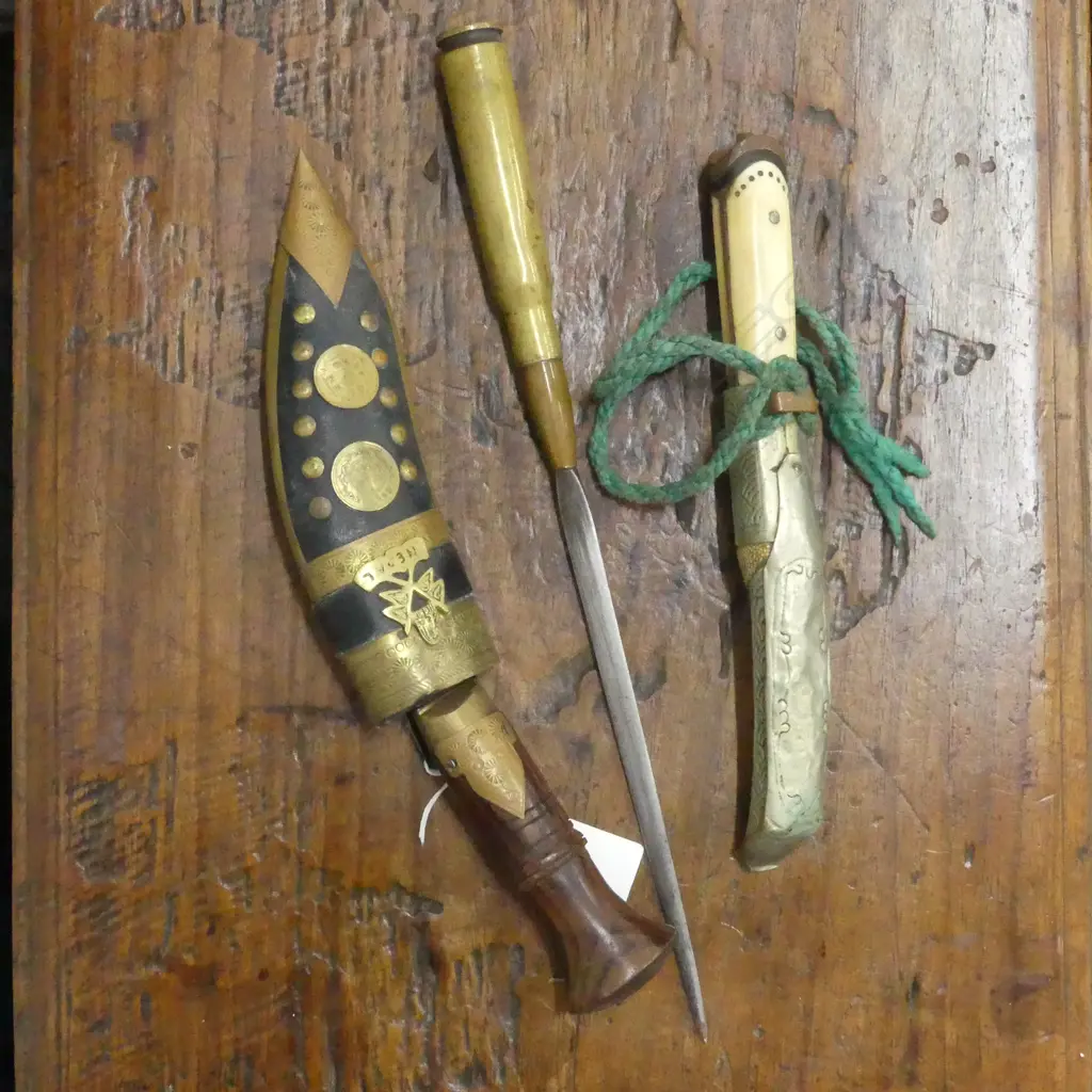 2 KNIVES & SCABBARDS INCL. NEPALESE KUKRI L.260mm + SKEWER w. SHELL CASING HANDLE L.300mm Image 1++