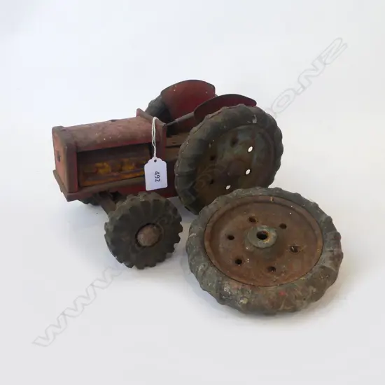 VINTAGE TOY TRACTOR L.250mm + PR WHEELS 140mm dia