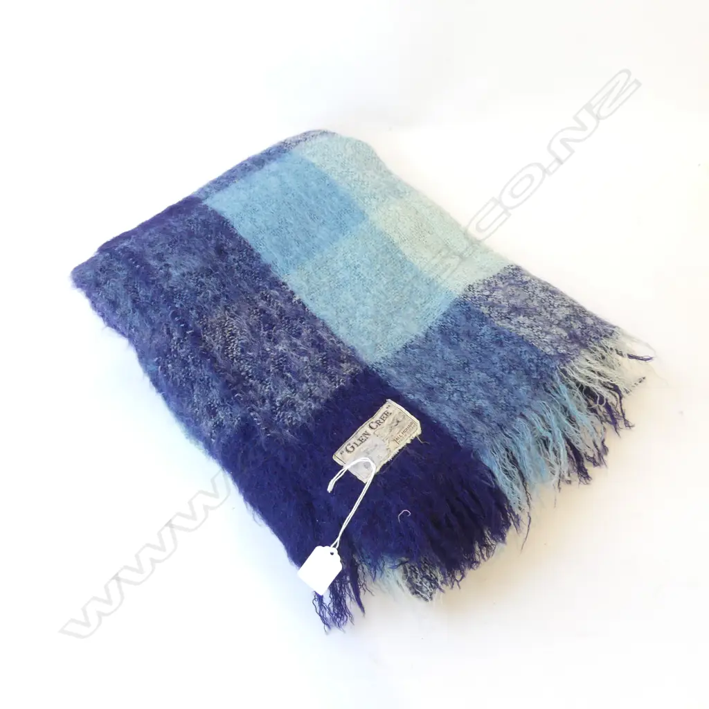 GLEN CREE SCOTTISH MOHAIR RUG L 1700 MM Image 1++