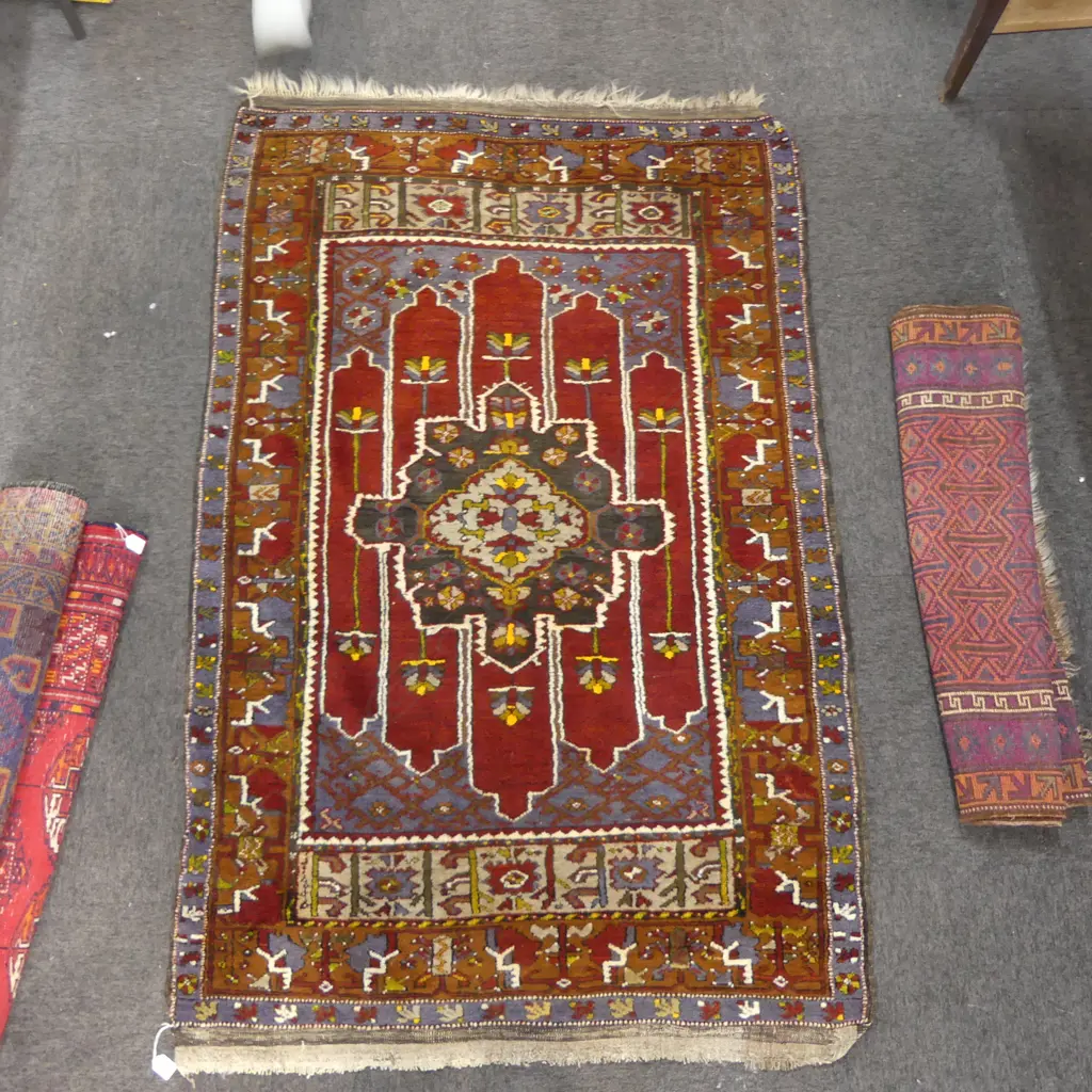 HAND KNOTTED ALL WOOL RUG 1800x1140mm Image 1++