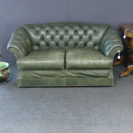 GREEN LEATHER BUTTON BACK CHESTERFIELD SOFA 1600x850x770mm