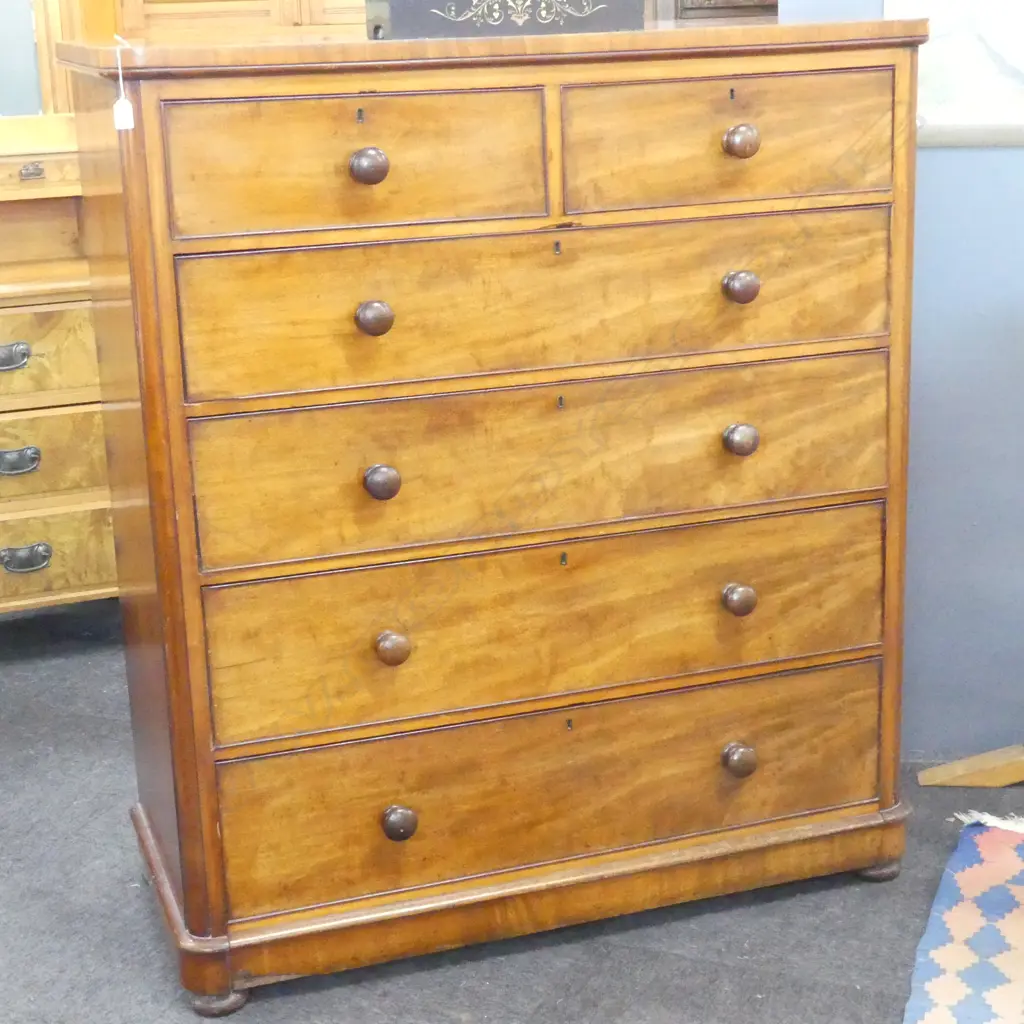 LG VICTORIAN MAHOGANY CHEST OF DRAWERS 1200x545x1365mm some drawer edging faulted Image 1++