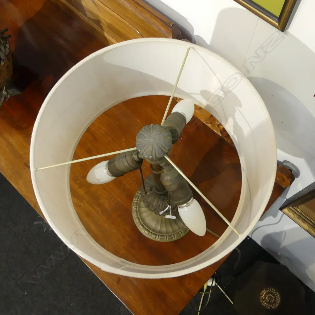 ANTIQUE METAL LAMP w. 3 BULBS (WORKS) H.545mm Image 1++