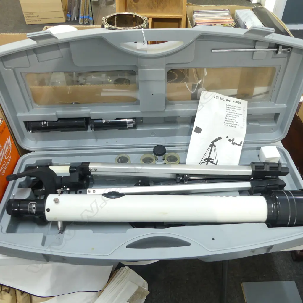 CASED TELESCOPE; BOSMA ST-60700 Image 1++