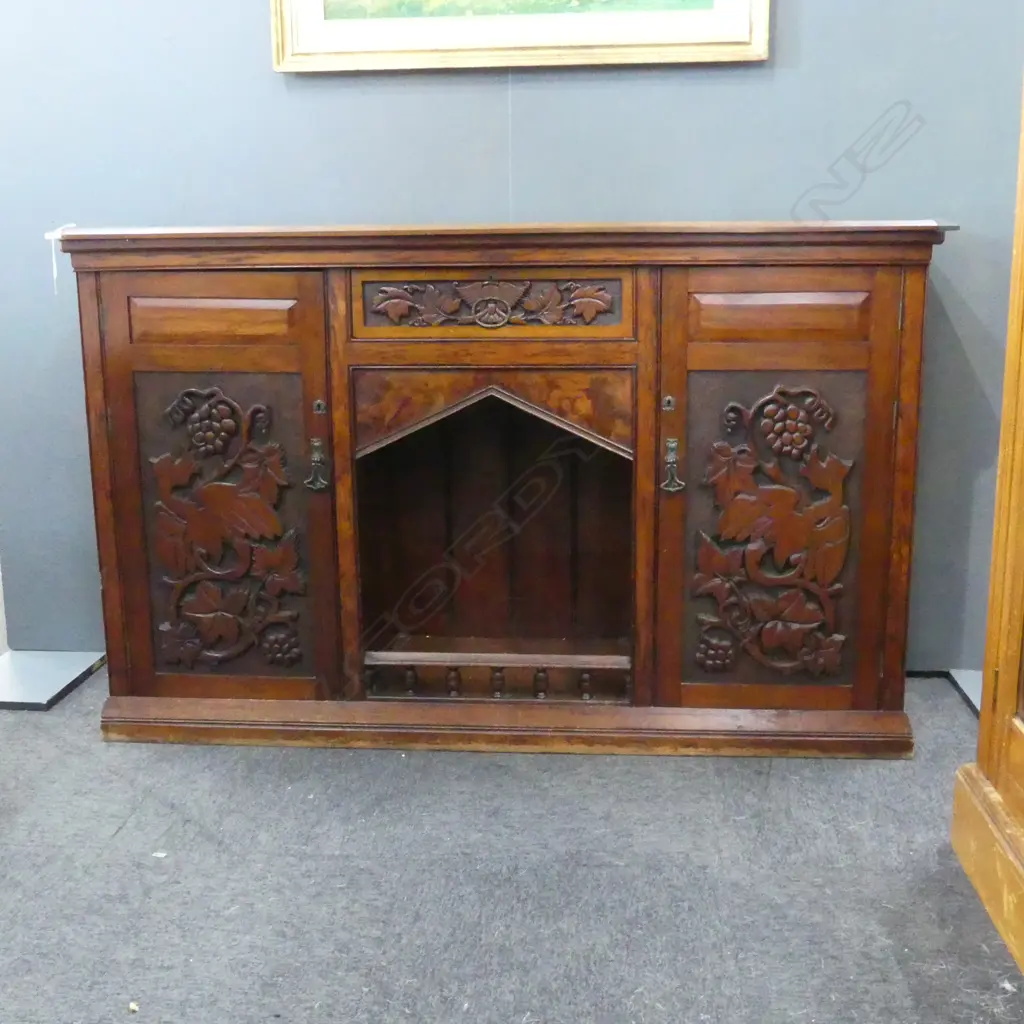 VICTORIAN CARVED SIDEBOARD 1635x455x985mm Image 1++