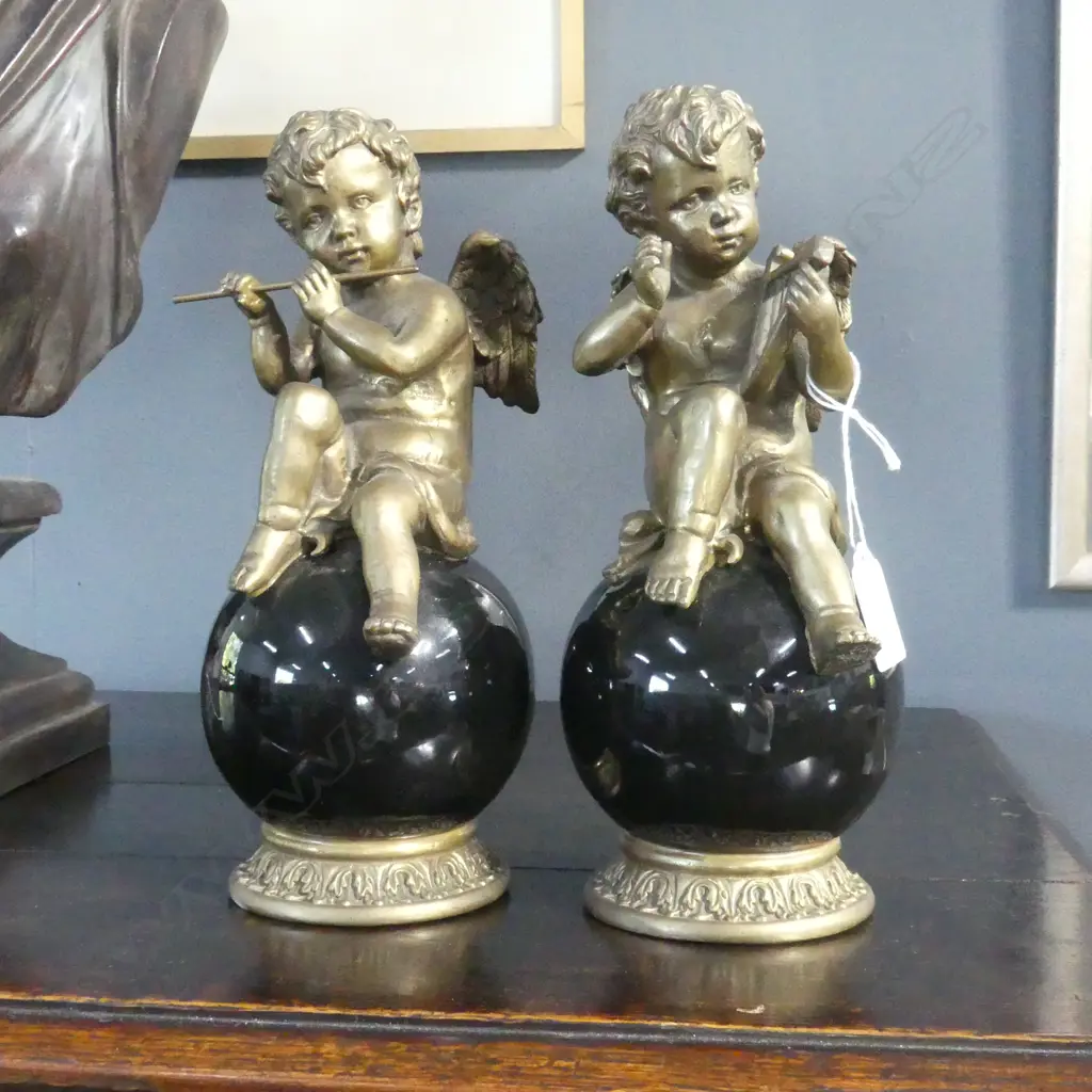 PR ANGELS ON BLACK CERAMIC BALLS H.250mm Image 1++