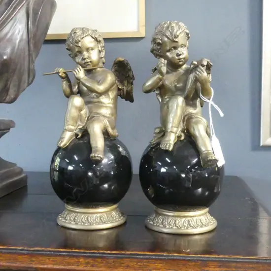 PR ANGELS ON BLACK CERAMIC BALLS H.250mm