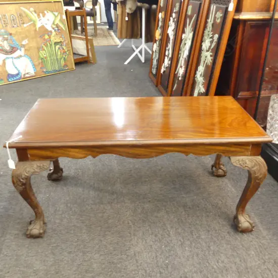 MAHOGANY COFFEE TABLE w. CABRIOLE LEGS 930x470x430mm