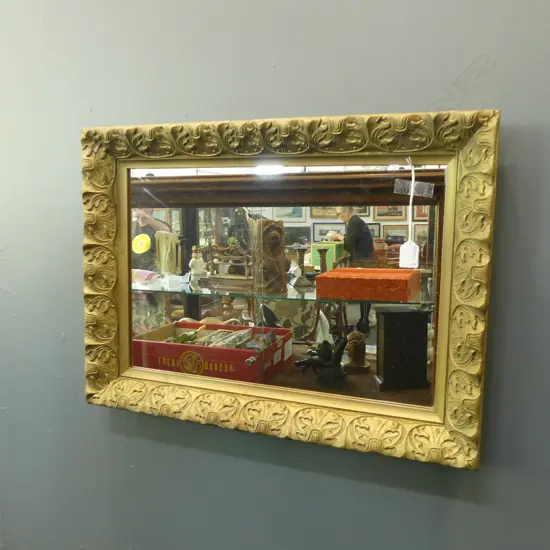 ANTIQUE GILT FRAMED MIRROR 465x635mm