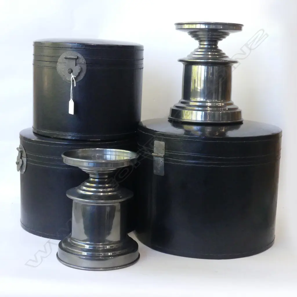 3 BLACK ORIENTAL HAT BOXES 375mm dia + PR SILVER METAL STANDS H.245mm Image 1++