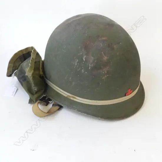 VINTAGE MARINES MEDICS HELMET, DIA.220mm
