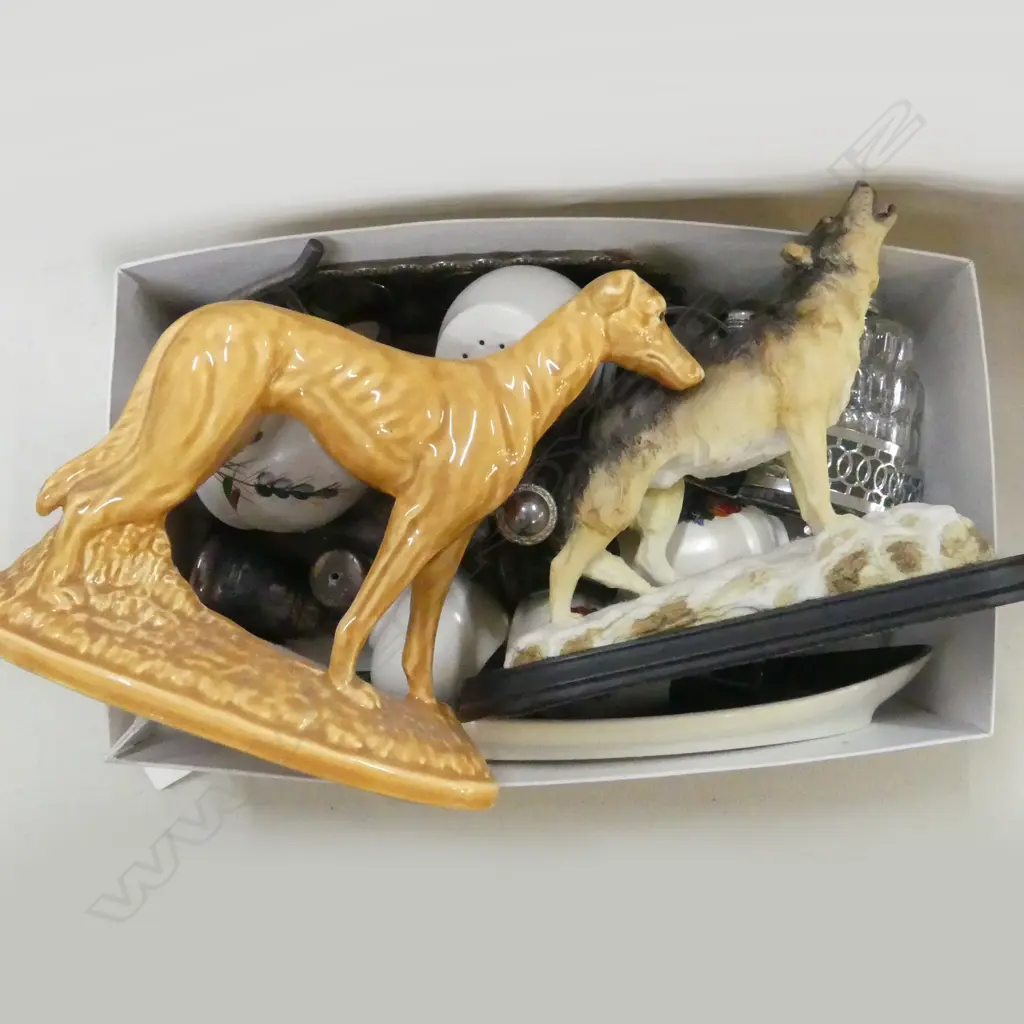 ASST. CONDIMENTS + DOG & WOLF FIGURINES Image 1++