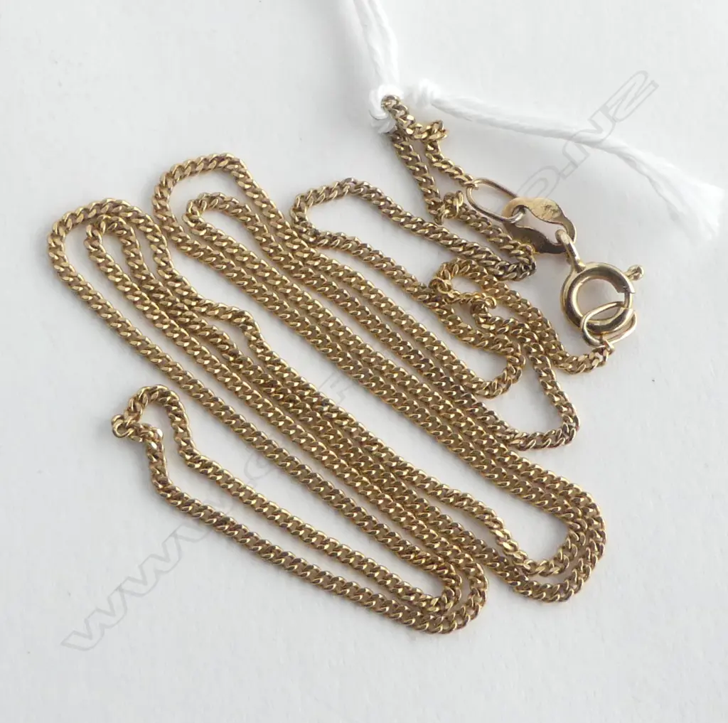 9CT YELLOW GOLD FINE NECK CHAIN 3gm  Image 1++