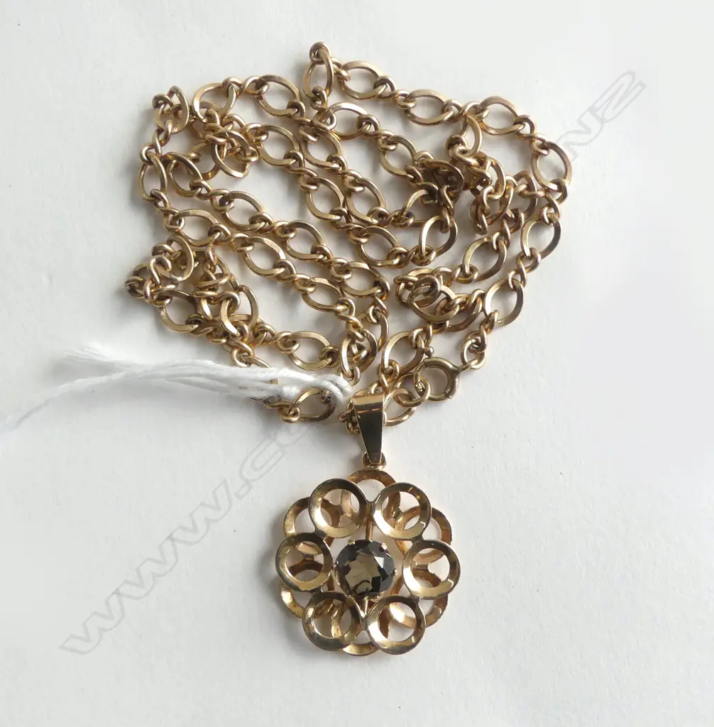 9CT NECKLACE w. SMOKEY QUARTZ PENDANT 12.7gms Image 1++