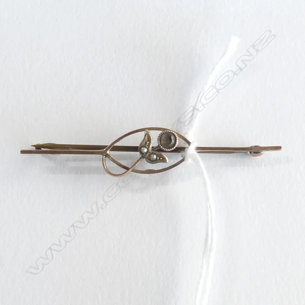 EDWARDIAN 9CT BAR BROOCH 2gms Image 1++