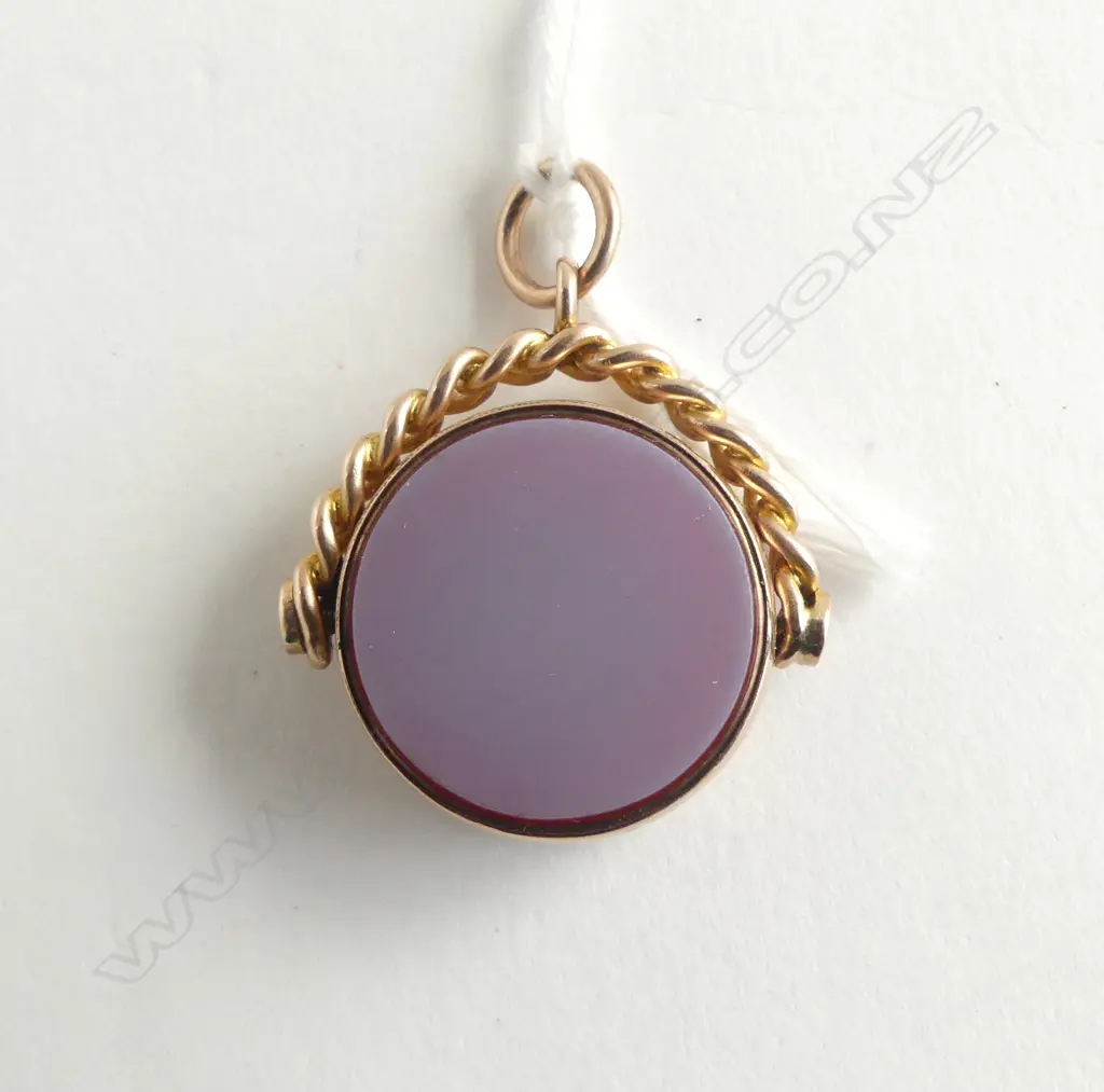 10CT ROSE GOLD SPINNER BLOODSTONE/CARNELIAN WITH 9CT GOLD HANGER  6gm Image 1++