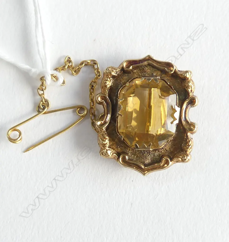 VICTORIAN GOLD & CITRINE BROOCH (TESTS AS 18CT) 4.3gms Image 1++