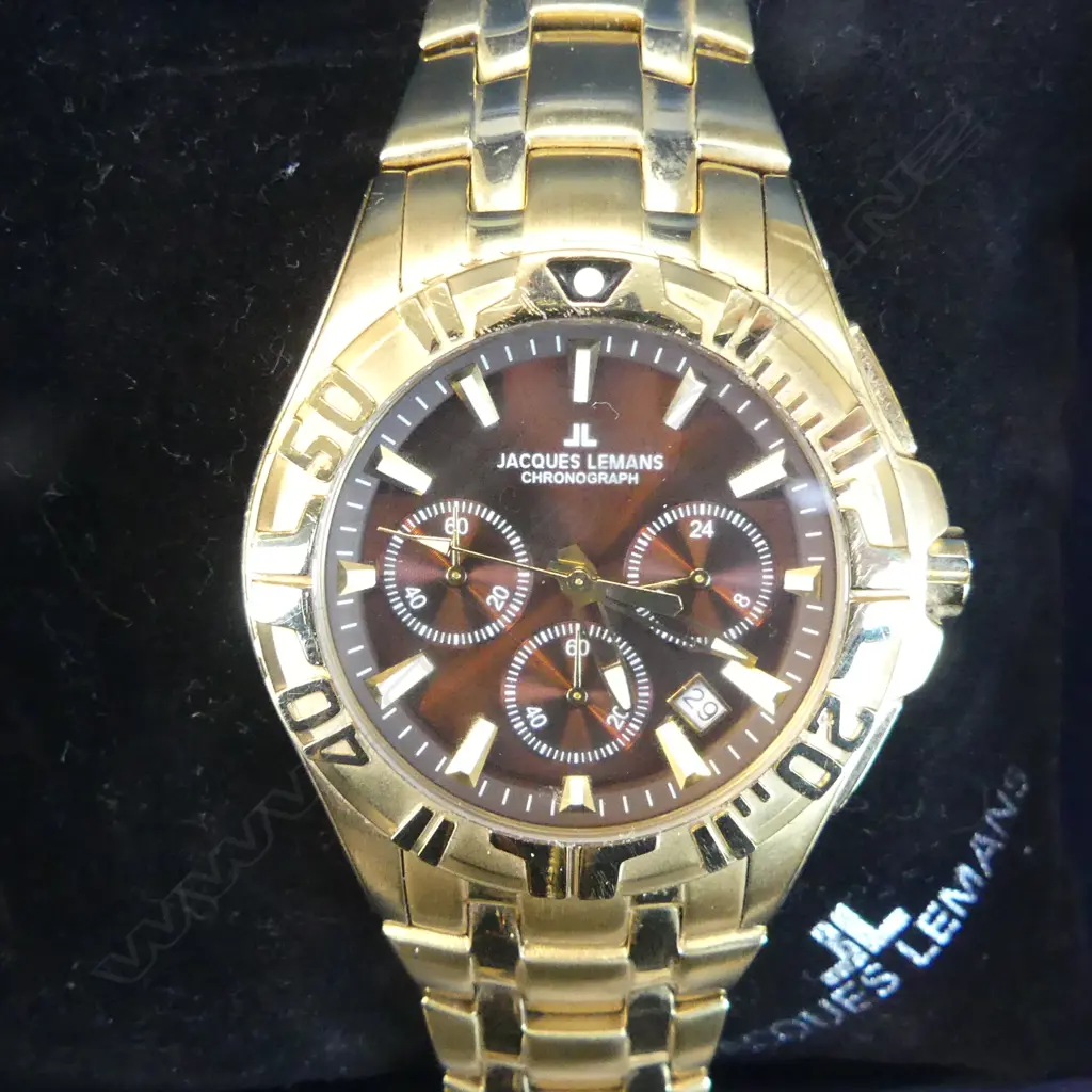 JACQUES LEMANS GOLD TONE QUARTZ WRIST WATCH, BOXED & RUNNING Image 1++