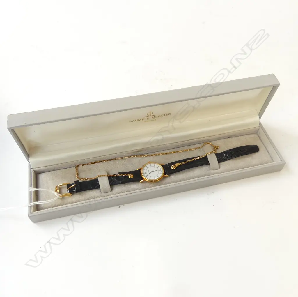 18CT BUCHERER WOMANS WRIST WATCH w.18 CT GOLD ACCESSORY STRAP, BOXED Image 1++