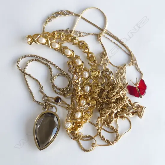 ASST. GOLD TONE NECKLACES