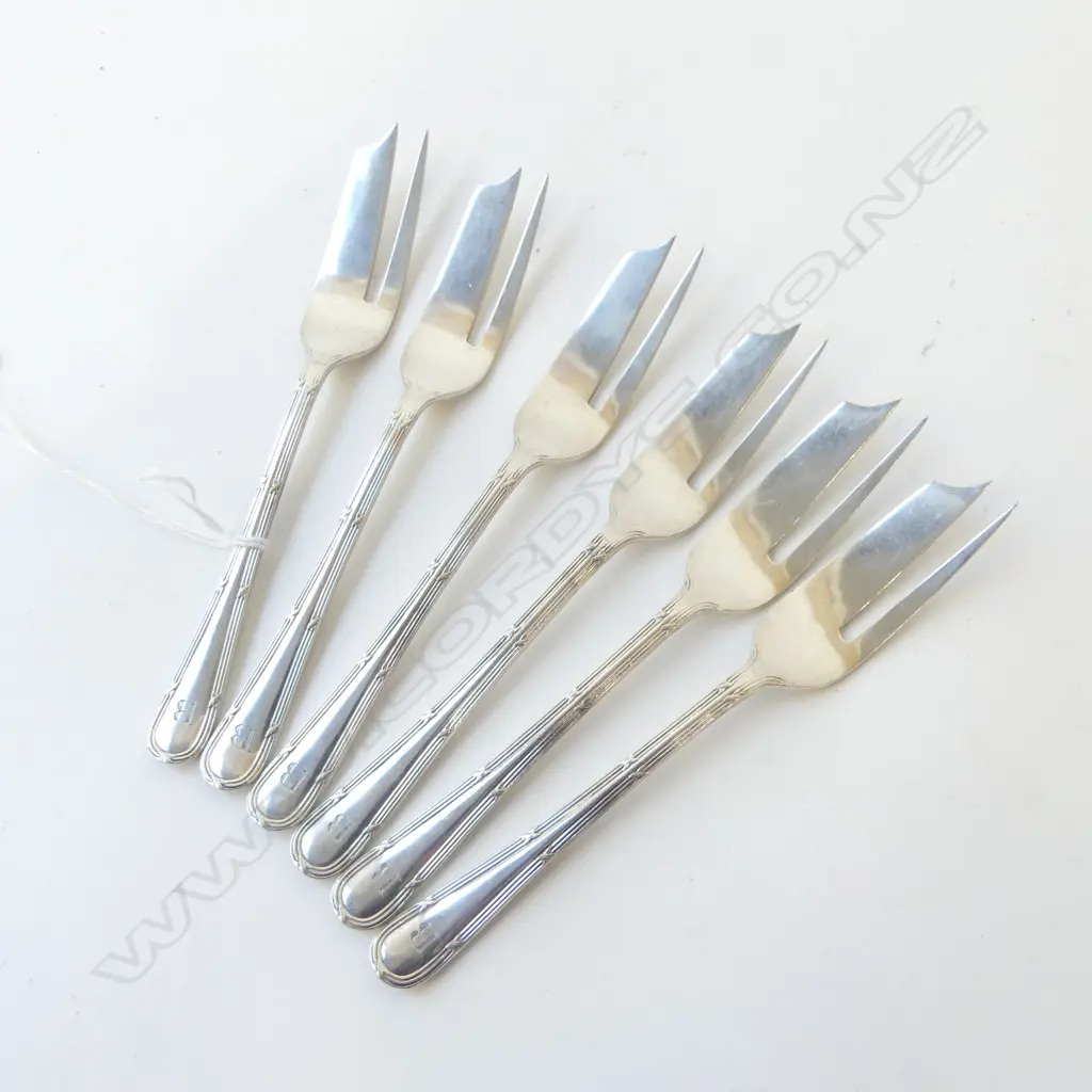 6 STG SILVER CAKE FORKS, ENGRAVED WITH THE LETTER 'B' - B'HAM 1919 171gms Image 1++