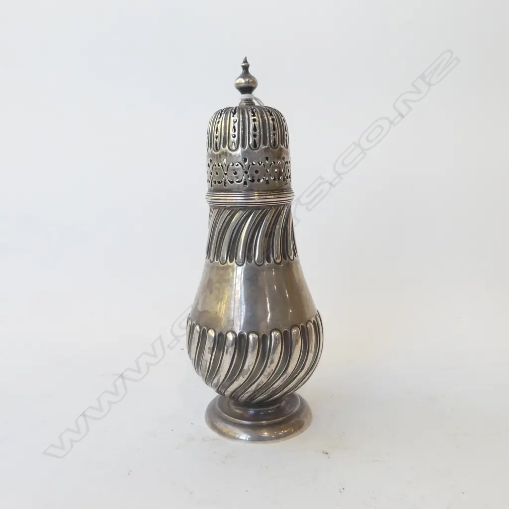 VICTORIAN STG SILVER SUGAR CASTOR  157.8 grams Image 1++
