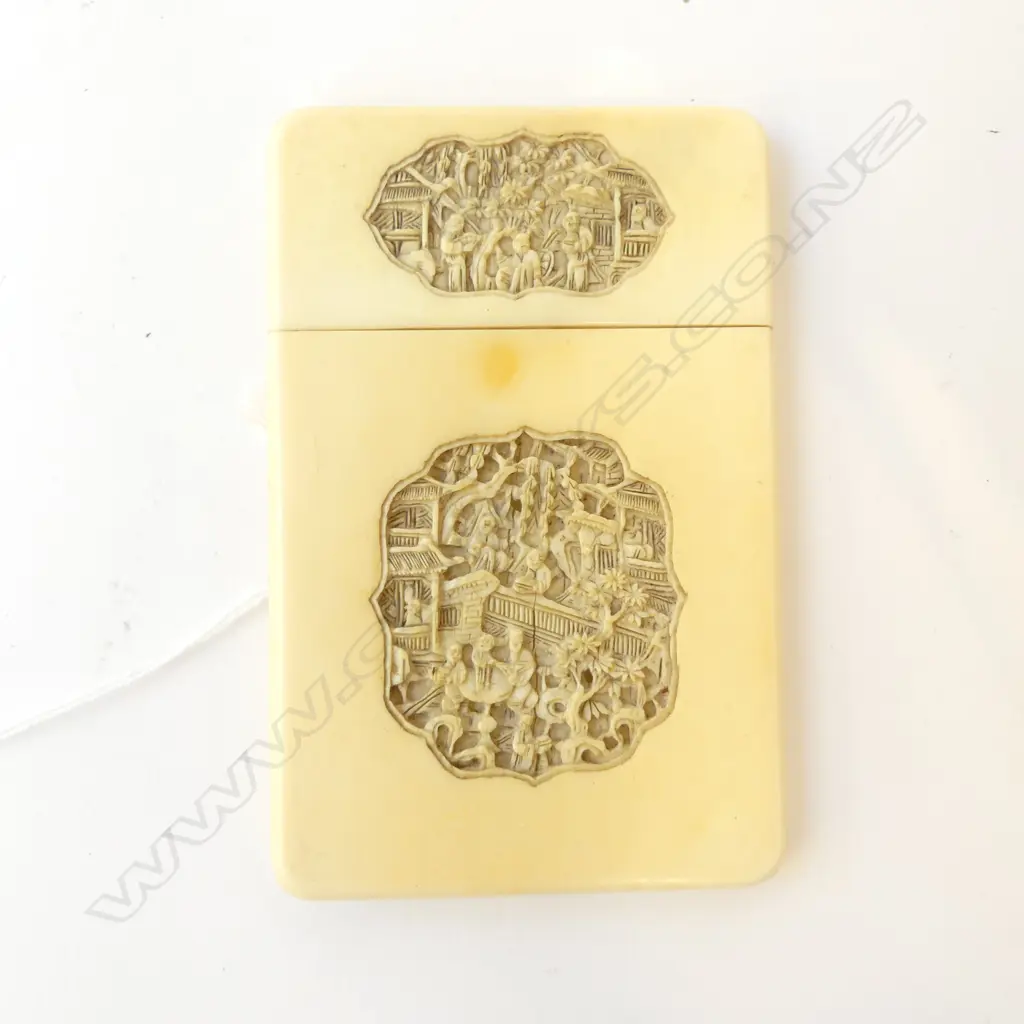 CARVED IVORY CARD HOLDER H115MM Image 1++
