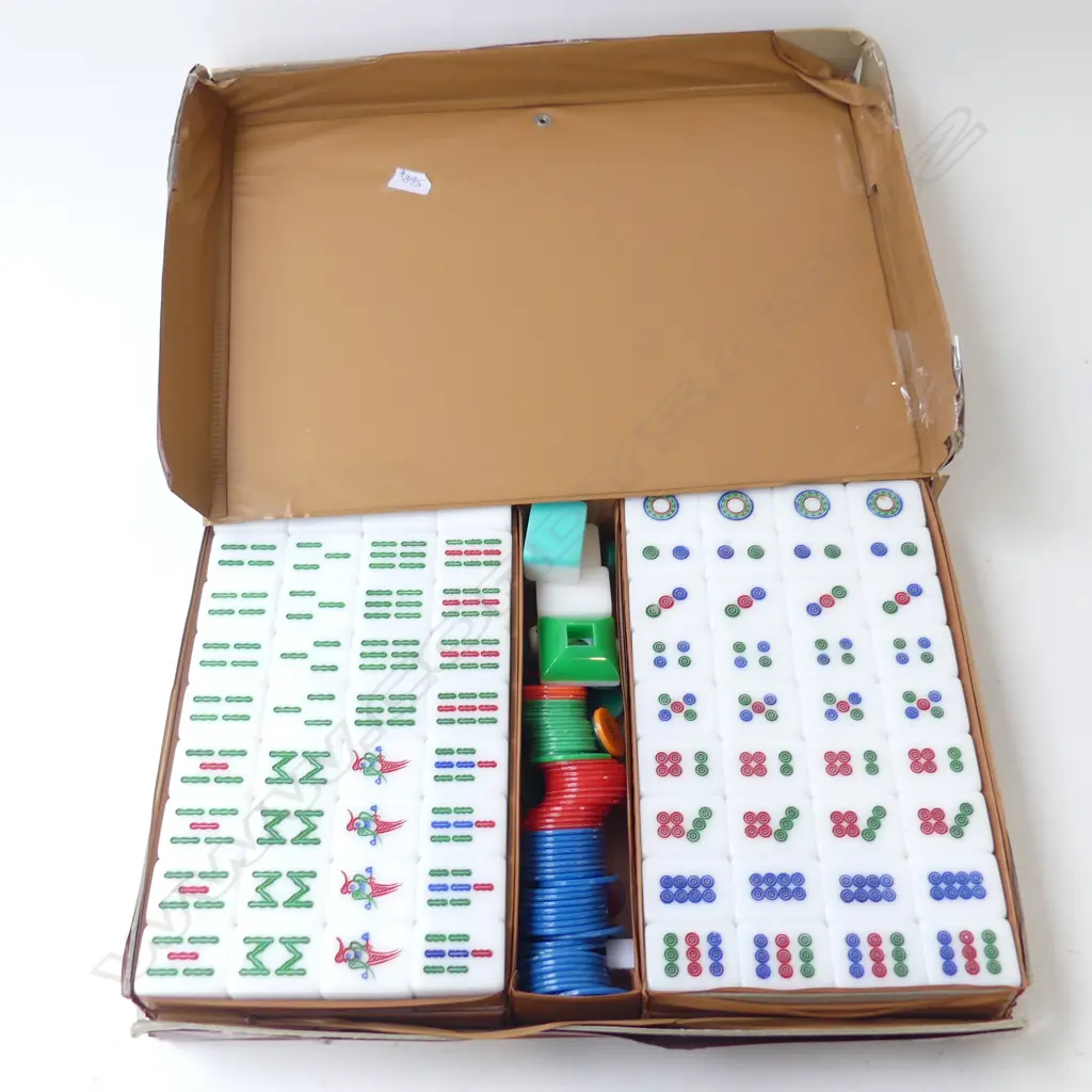 MAH JONG SET (CASE FAULTED) Image 1++