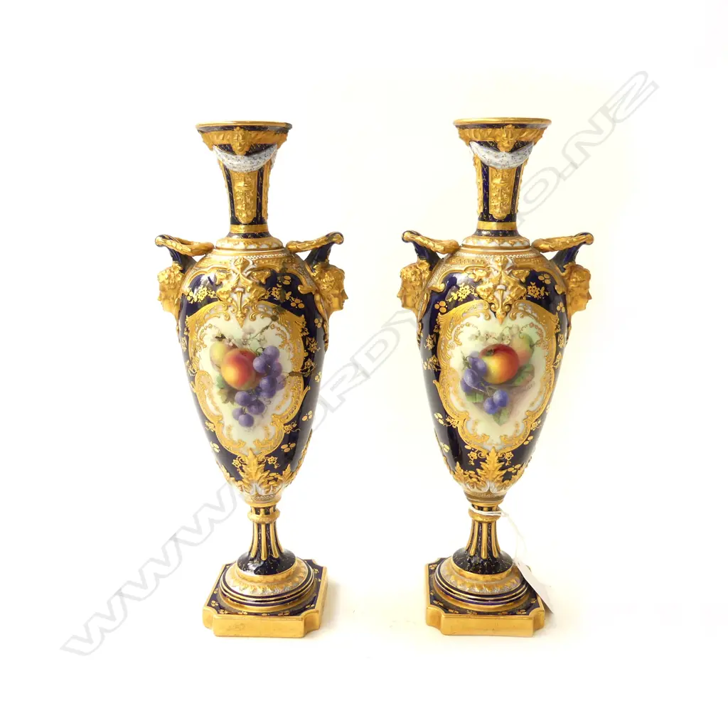 PR ROYAL WORCESTER VASES - R. SEBRIGHT H.275mm REPAIRS Image 1++