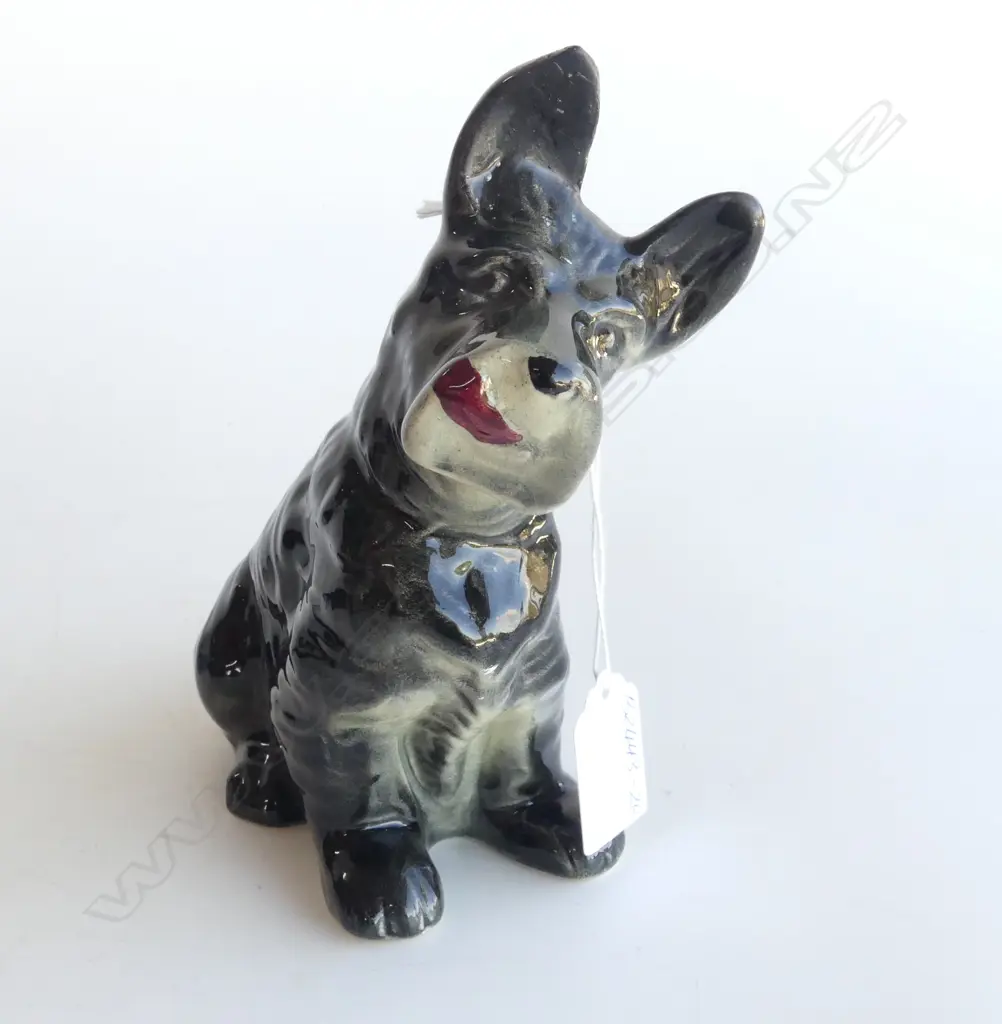 CROWN LYNN DOG w RED TONGUE, NUMBER ON BASE, H.185mm (ear repaired) Image 1++