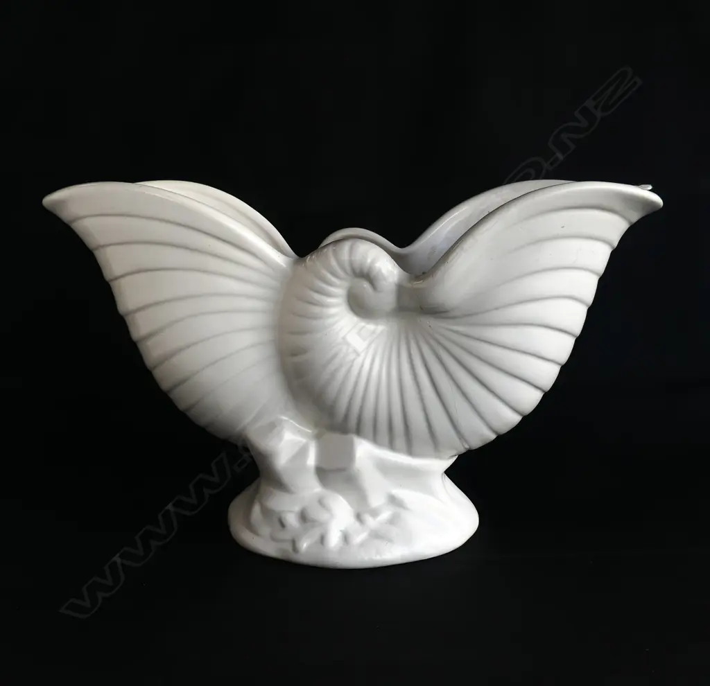 CROWN LYNN NAUTILUS VASE #2067, W.285mm (fault) Image 1++