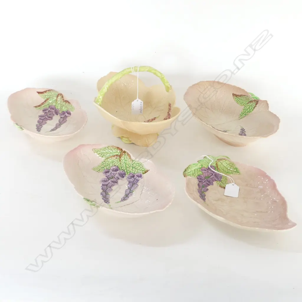  CARLTONWARE PINK HOLLYHOCK PAT BASKET DISH L240MM 3 MATCHING BOWLS & LEAF DISH L235MM Image 1++