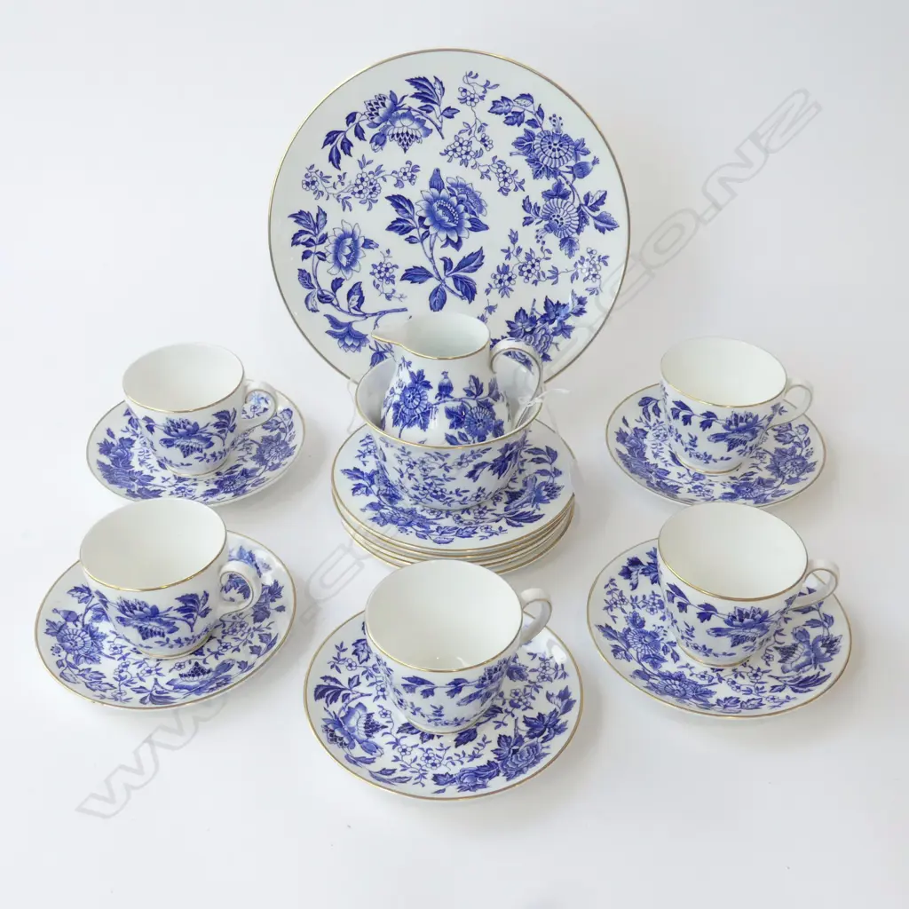 WEDGWOOD B/W PART TEA SERVICE Image 1++