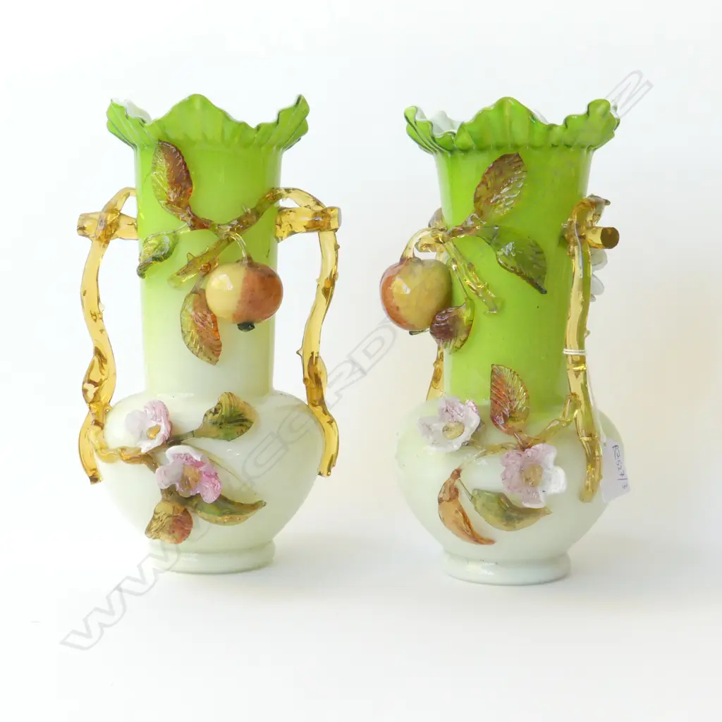 PR LATE VICTORIAN URANIUM GLASS VASES H.280mm - 1 FAULTED Image 1++